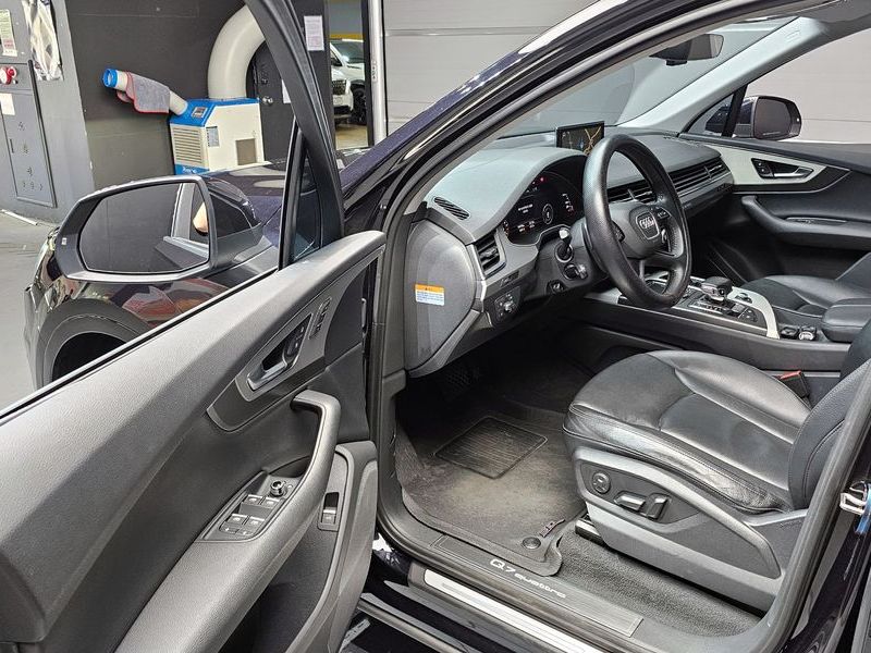 2019 Audi Q7 45 TFSI Quattro photo 10