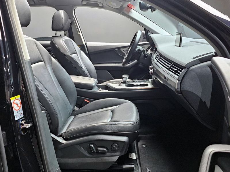 2019 Audi Q7 45 TFSI Quattro photo 11