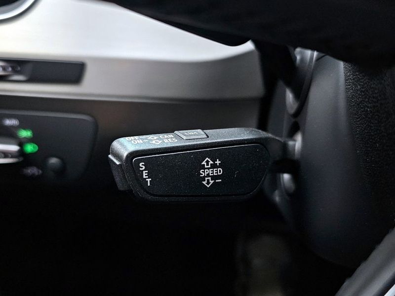 2019 Audi Q7 45 TFSI Quattro photo 18