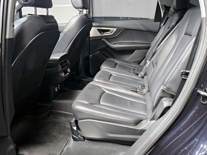 2019 Audi Q7 45 TFSI Quattro photo 26