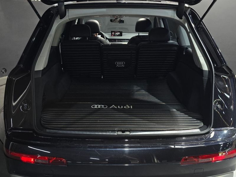 2019 Audi Q7 45 TFSI Quattro photo 29