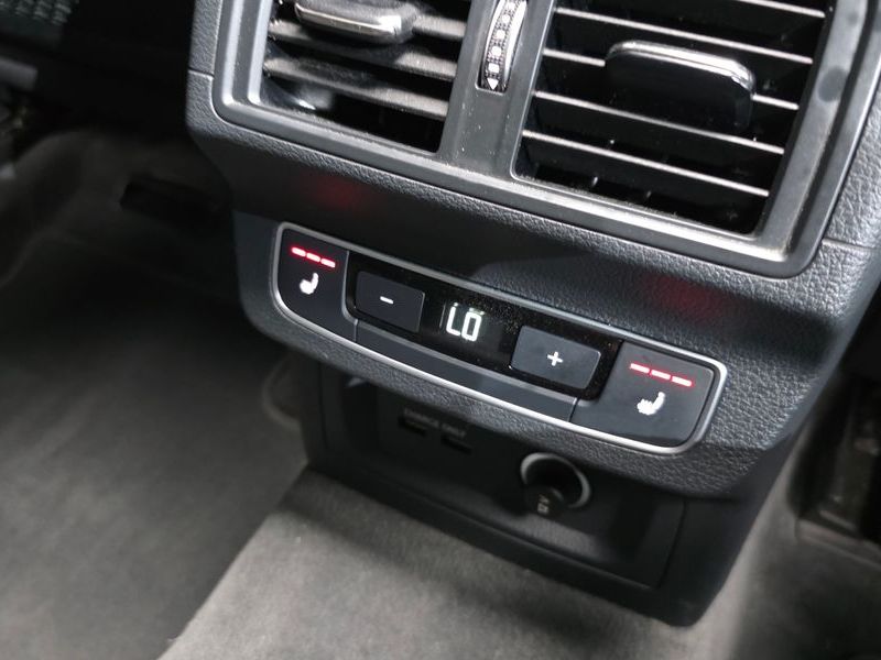 2023 Audi Q5 40 TDI Quattro Premium Sportback photo 18