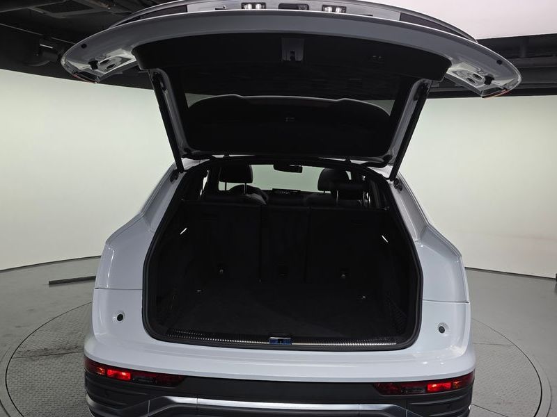 2023 Audi Q5 40 TDI Quattro Premium Sportback photo 20