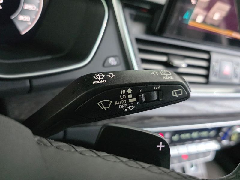 2023 Audi Q5 40 TDI Quattro Premium Sportback photo 28