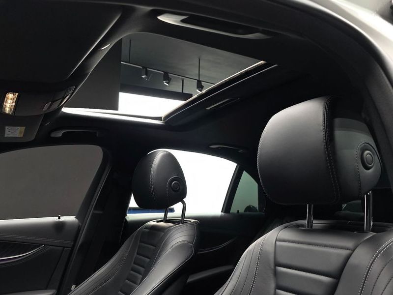 2021 Mercedes-Benz E-Class E220d 4MATIC AMG Line photo 17