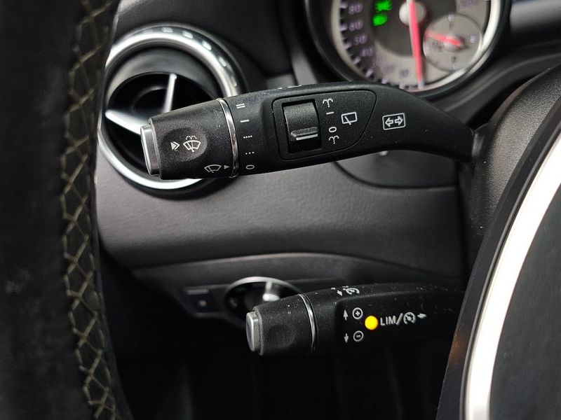 2015 Mercedes-Benz A-Class GLA200 CDI 4MATIC photo 19
