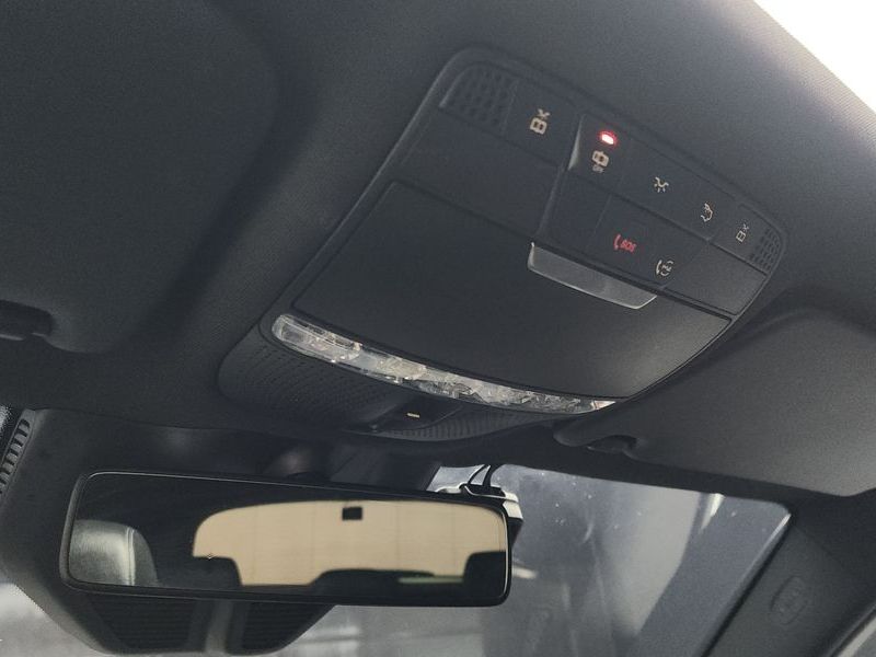 2020 Mercedes-Benz C-Class GLC300 4MATIC photo 17