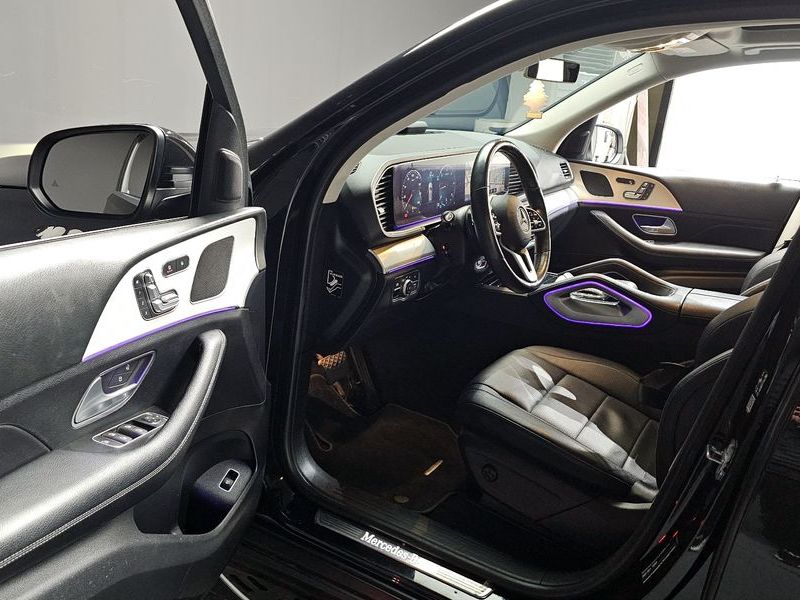 2020 Mercedes-Benz E-Class GLE300d 4MATIC photo 10