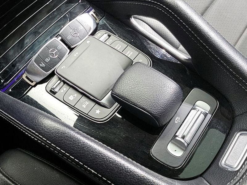 2020 Mercedes-Benz E-Class GLE300d 4MATIC photo 16