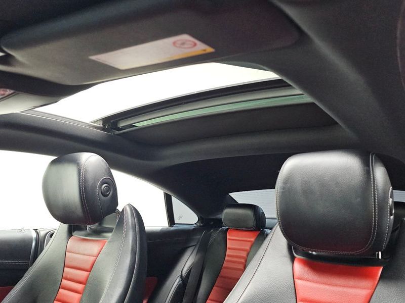 2019 Mercedes-Benz E-Class E220d Coupe photo 19