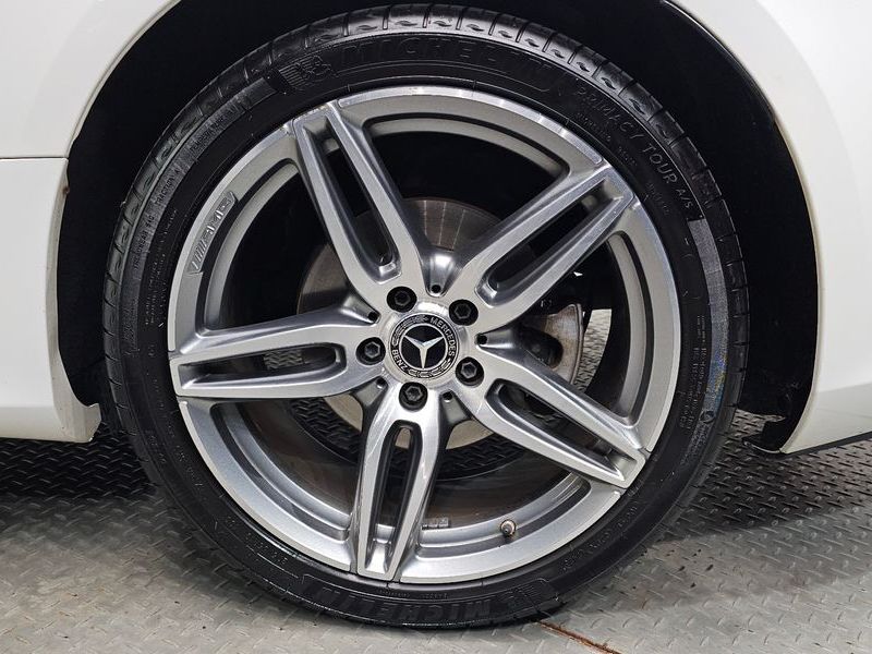 2019 Mercedes-Benz E-Class E220d Coupe photo 21