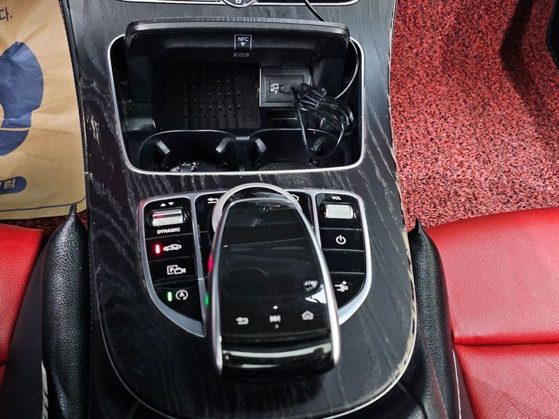 2019 Mercedes-Benz E-Class E220d Coupe photo 27
