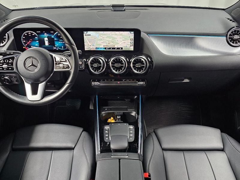 2021 Mercedes-Benz A-Class GLA220 photo 7