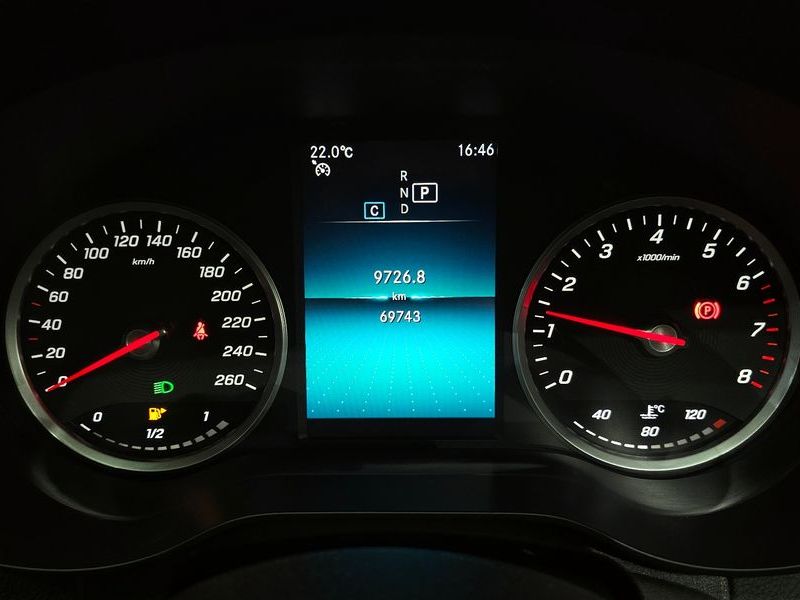 2020 Mercedes-Benz C-Class C200 photo 8