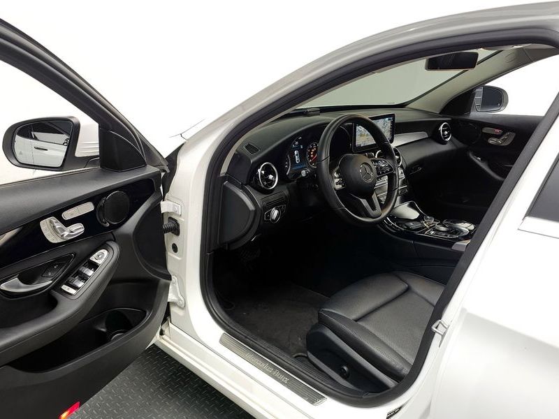 2020 Mercedes-Benz C-Class C200 photo 10