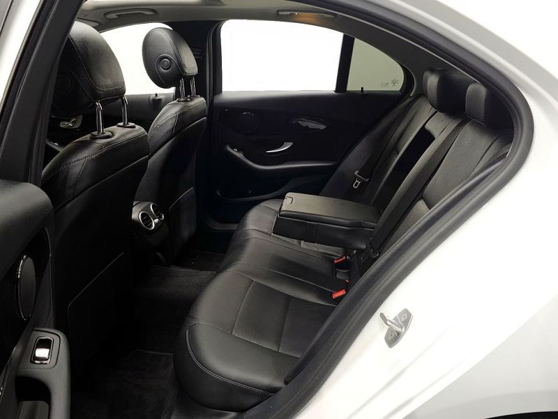 2020 Mercedes-Benz C-Class C200 photo 12
