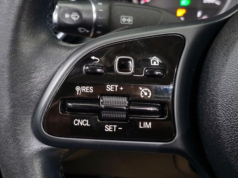 2020 Mercedes-Benz C-Class C200 photo 14