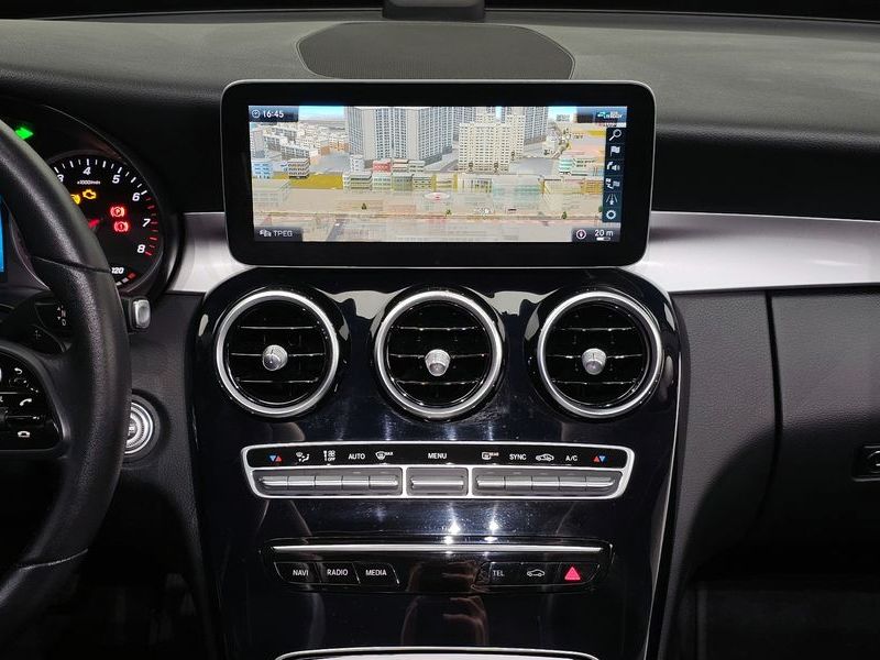 2020 Mercedes-Benz C-Class C200 photo 15