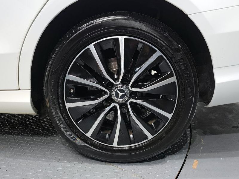 2020 Mercedes-Benz C-Class C200 photo 22