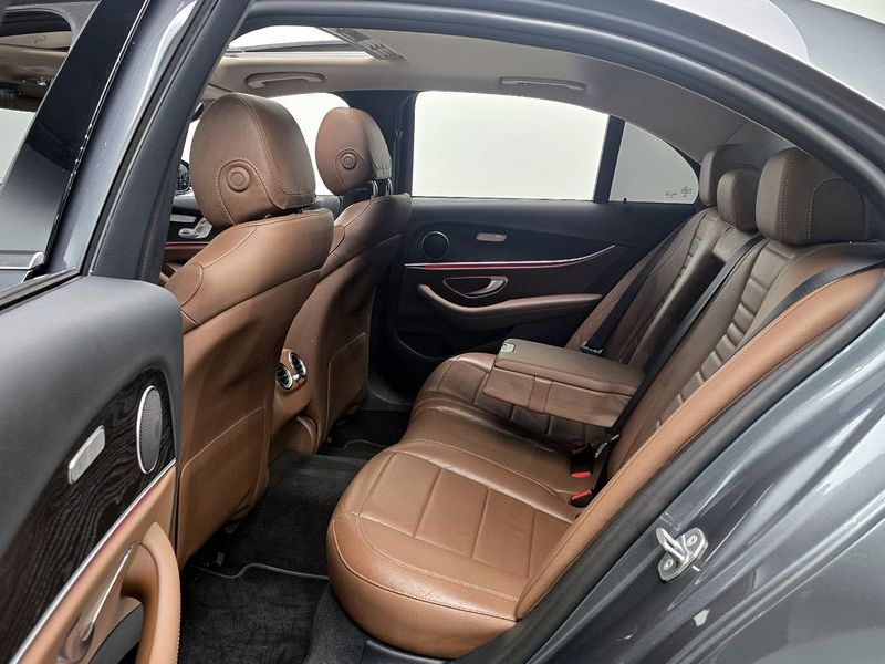 2017 Mercedes-Benz E-Class E200 Avantgarde photo 11