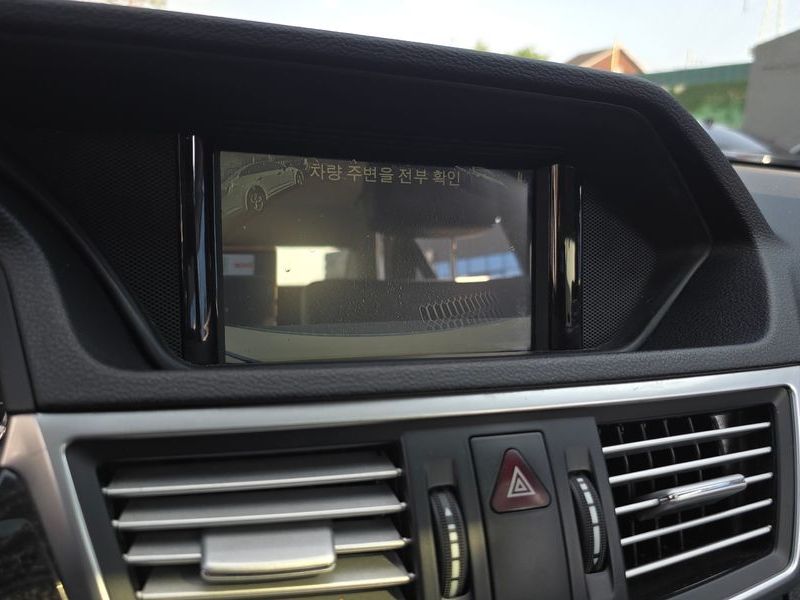 2013 Mercedes-Benz E-Class E220 CDI Avantgarde photo 15