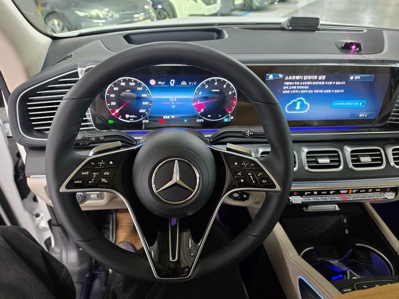 2026 Mercedes-Benz E-Class GLE350 4MATIC photo 9