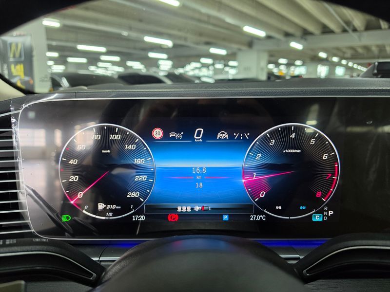 2026 Mercedes-Benz E-Class GLE350 4MATIC photo 10
