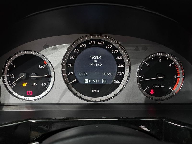 2012 Mercedes-Benz GLK-Class GLK220 CDI BlueEFFICIENCY photo 8
