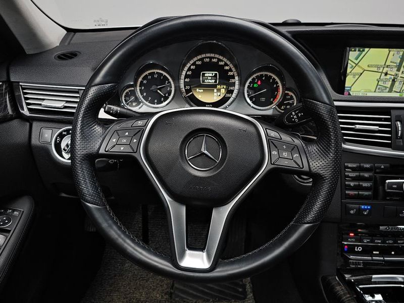 2012 Mercedes-Benz E-Class E350 4MATIC Avantgarde photo 12