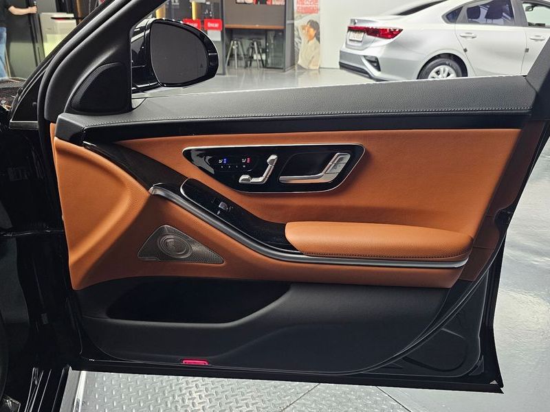 2022 Mercedes-Benz S-Class S500L 4MATIC photo 25