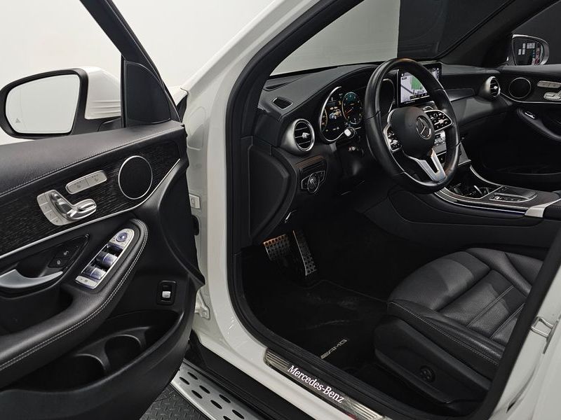 2022 Mercedes-Benz C-Class GLC300 4MATIC photo 11