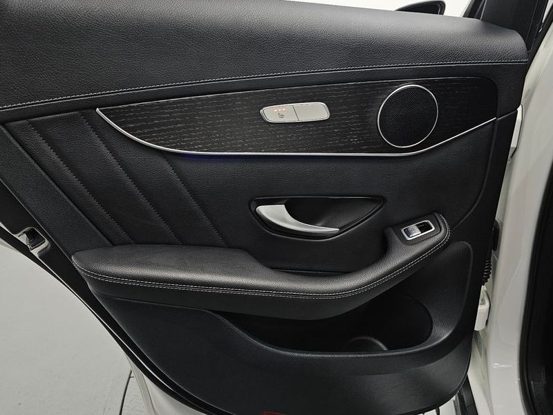 2022 Mercedes-Benz C-Class GLC300 4MATIC photo 25