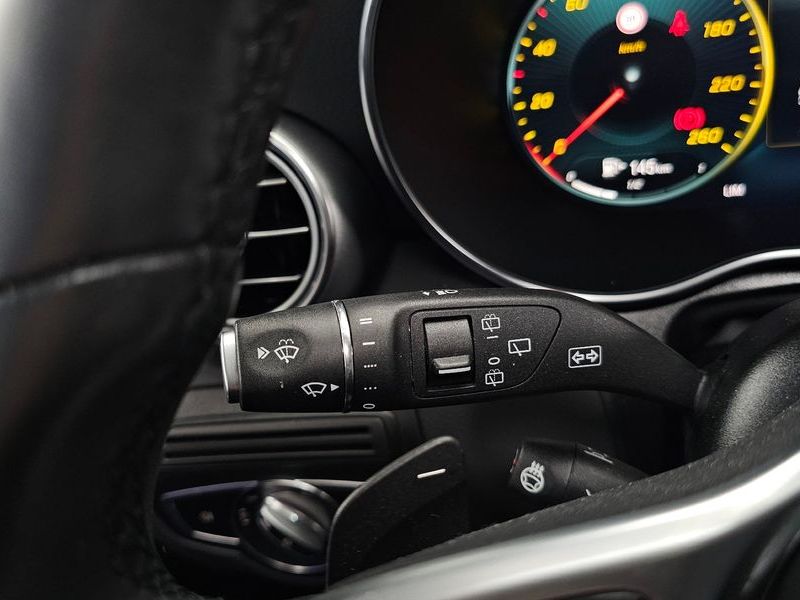 2022 Mercedes-Benz C-Class GLC300 4MATIC photo 30