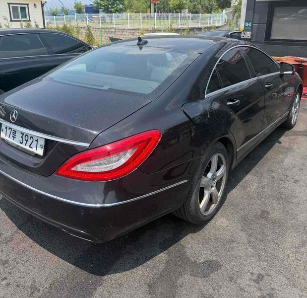 2012 Mercedes-Benz S-Class CLS350 BlueEFFICIENCY photo 8