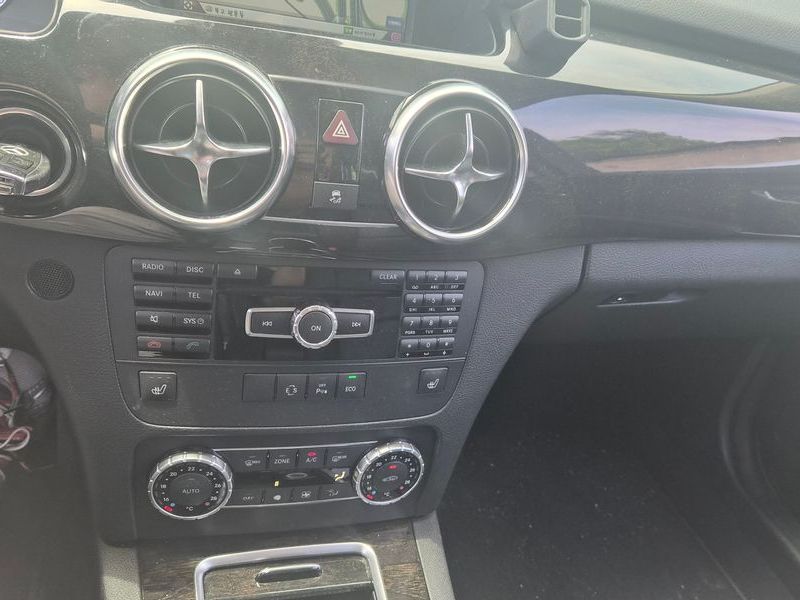 2015 Mercedes-Benz GLK-Class GLK220 CDI Premium photo 9