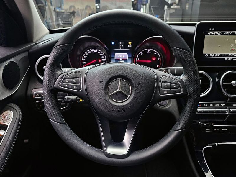 2018 Mercedes-Benz C-Class C220 d Avantgarde photo 13