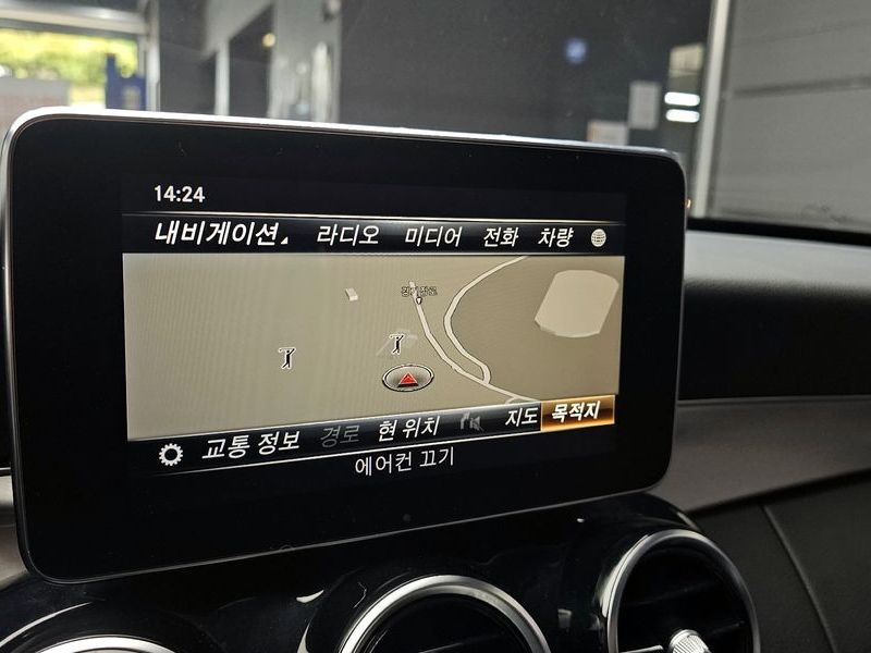 2018 Mercedes-Benz C-Class C220 d Avantgarde photo 14