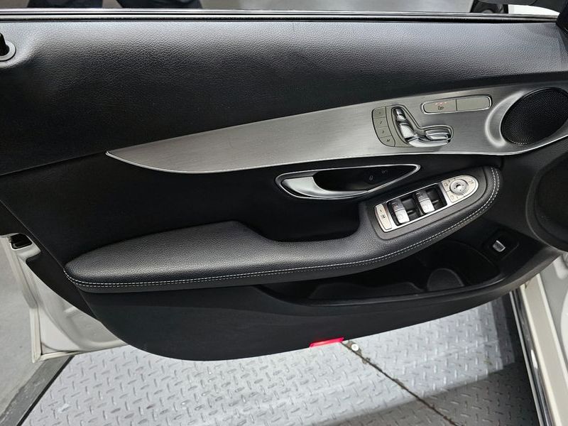 2018 Mercedes-Benz C-Class C220 d Avantgarde photo 24