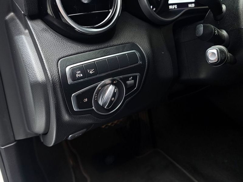 2018 Mercedes-Benz C-Class C220 d Avantgarde photo 28