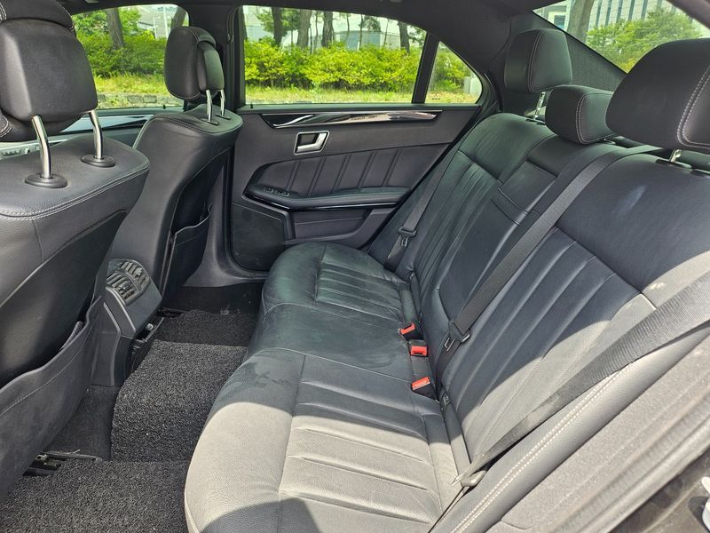 2014 Mercedes-Benz E-Class E300 4MATIC Avantgarde photo 10