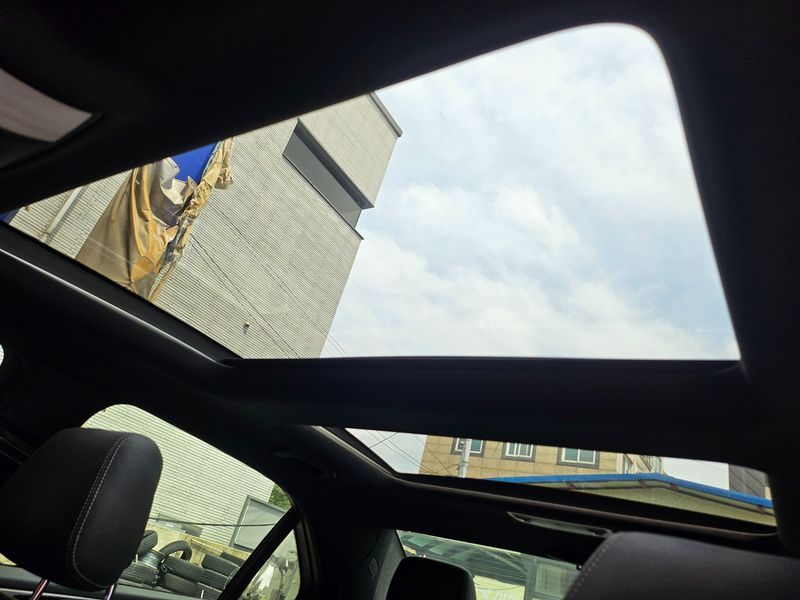 2014 Mercedes-Benz E-Class E300 4MATIC Avantgarde photo 20