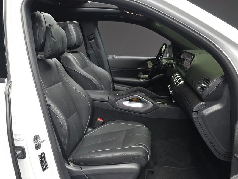 2026 Mercedes-Benz S-Class GLS450 4MATIC photo 11