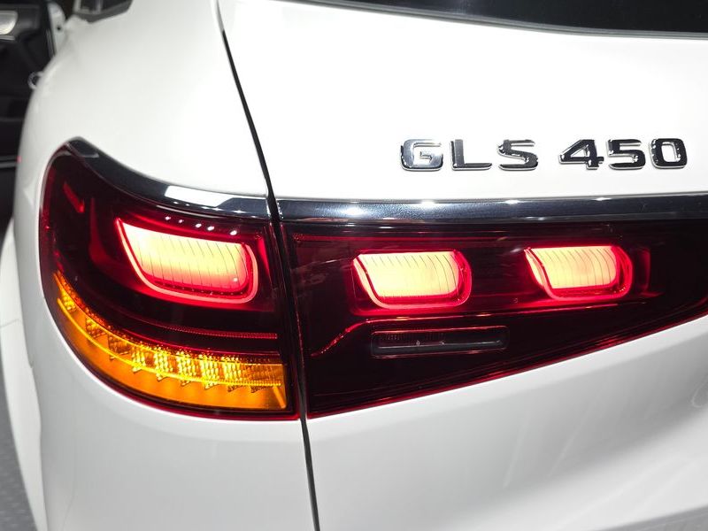 2026 Mercedes-Benz S-Class GLS450 4MATIC photo 23