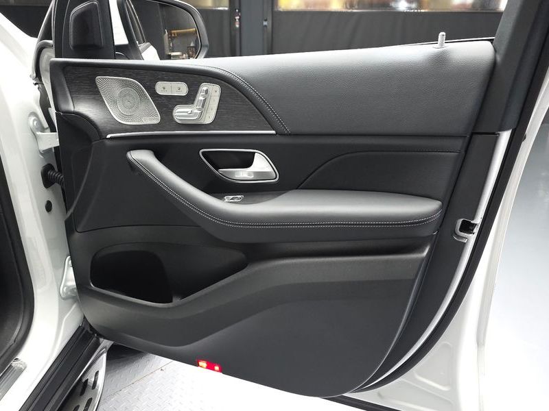 2026 Mercedes-Benz S-Class GLS450 4MATIC photo 24