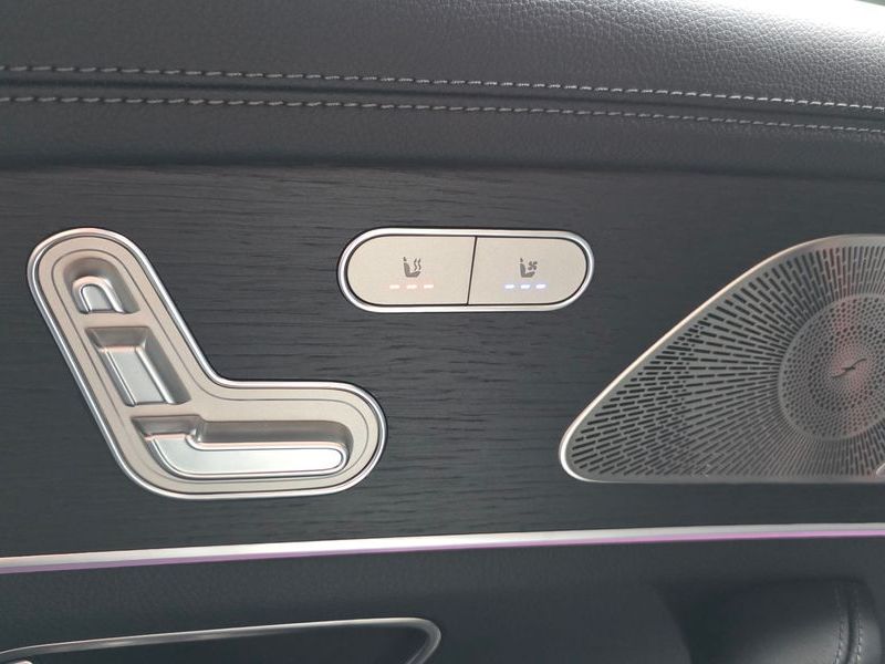 2026 Mercedes-Benz S-Class GLS450 4MATIC photo 28