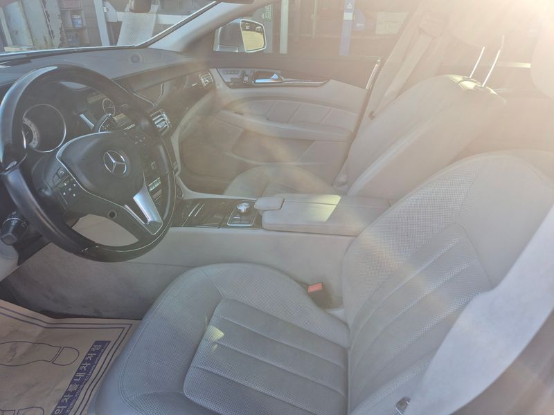 2012 Mercedes-Benz S-Class CLS350 BlueEFFICIENCY photo 7