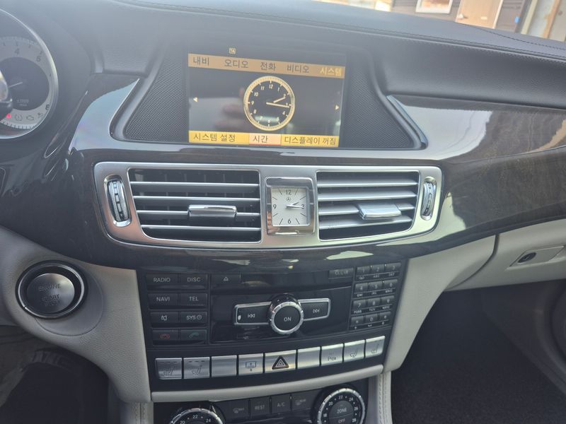 2012 Mercedes-Benz S-Class CLS350 BlueEFFICIENCY photo 10