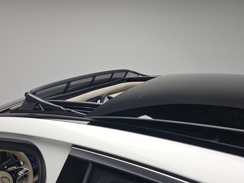 2026 Mercedes-Benz E-Class E300 4MATIC Exclusive photo 17