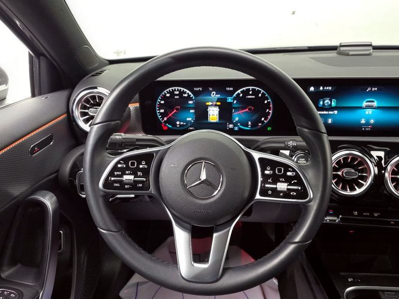2022 Mercedes-Benz A-Class A220 Sedan photo 15