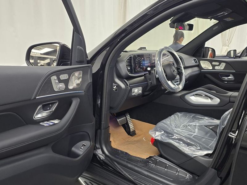 2026 Mercedes-Benz S-Class GLS450 4MATIC photo 10